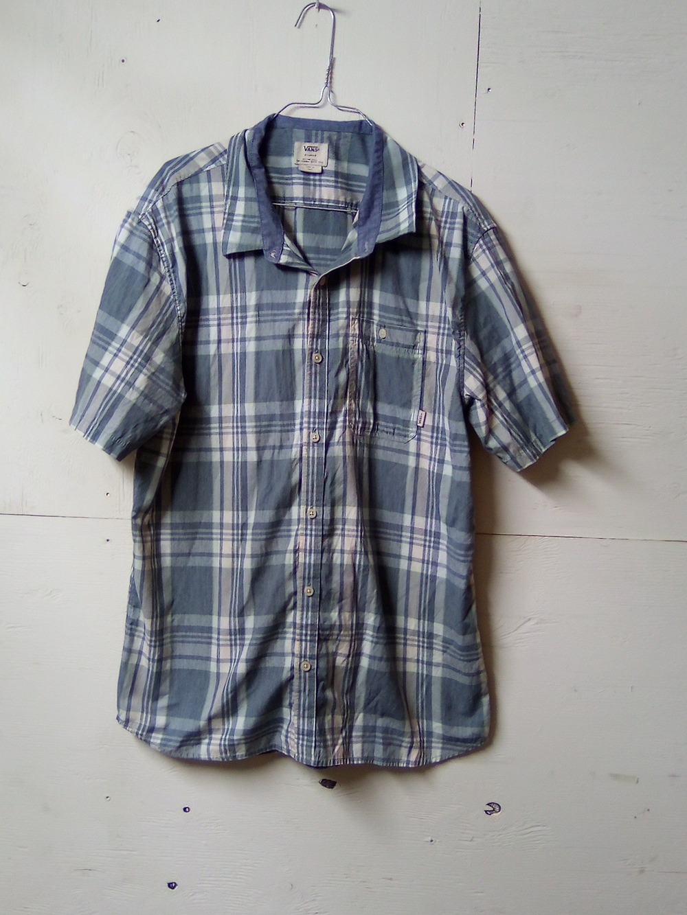 Vans Men’s Short-Sleeve Plaid Button-Down Shirt in Blue and White ( Bag B )